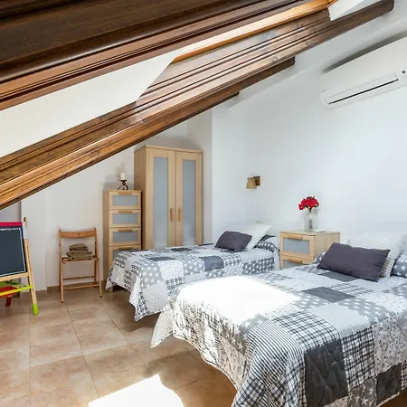 La Buhardilla De La Juderia Apartment
